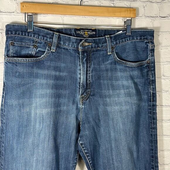 Lucky Brand 329 Classic Straight Jeans Men's Blue Denim Size 38x30 Medium Wash - Picture 2 of 14